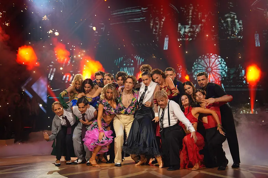 Lets Dance Halbfinale 2026 Die Top-4 von Lets Dance 2026 gibt im Halbfinale am 22. Mai alles, die Jury urteilt knallhart.