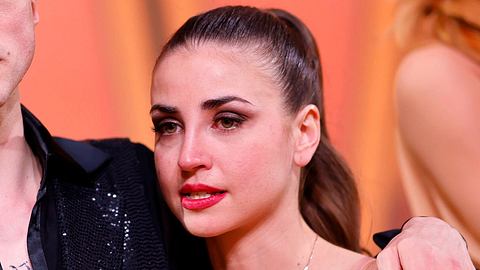 „Lets Dance“-Star Ekaterina Leonova weint bittere Tränen - Foto:  IMAGO / Panama Pictures