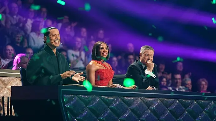 Die Lets Damce Jury mit Jorge González, Motsi Mabuse und Joachim Llambi - Foto: Foto: RTL/ Stefan Gregorowius Die Lets Damce Jury mit Jorge González, Motsi Mabuse und Joachim Llambi - Foto: Foto: RTL/ Stefan Gregorowius