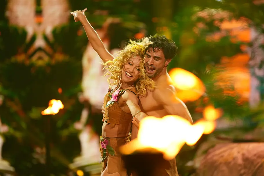 Kathrin Menzinger und Jan Kittmann haben Höhen und Tiefen erlebt. Kathrin Menzinger und Jan Kittmann beim Samba auf dem Parkett.