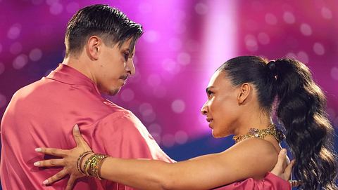 Marie Mouroum und Alexandru Ionel sind raus - Foto:  RTL / Stefan Gregorowius