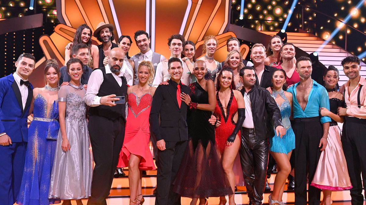 Bei „Let's Dance“ ist momentan einiges los. Der Cast von „Let's Dance“ 2023.