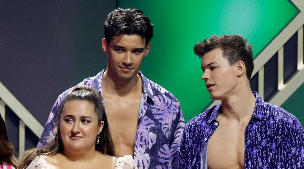 SelfieSandra, Diego Pooth und Taliso Engel schauen besorgt - kein Wunder, denn in Show 10 könnte es aus sein - Foto:  IMAGO / Future Image