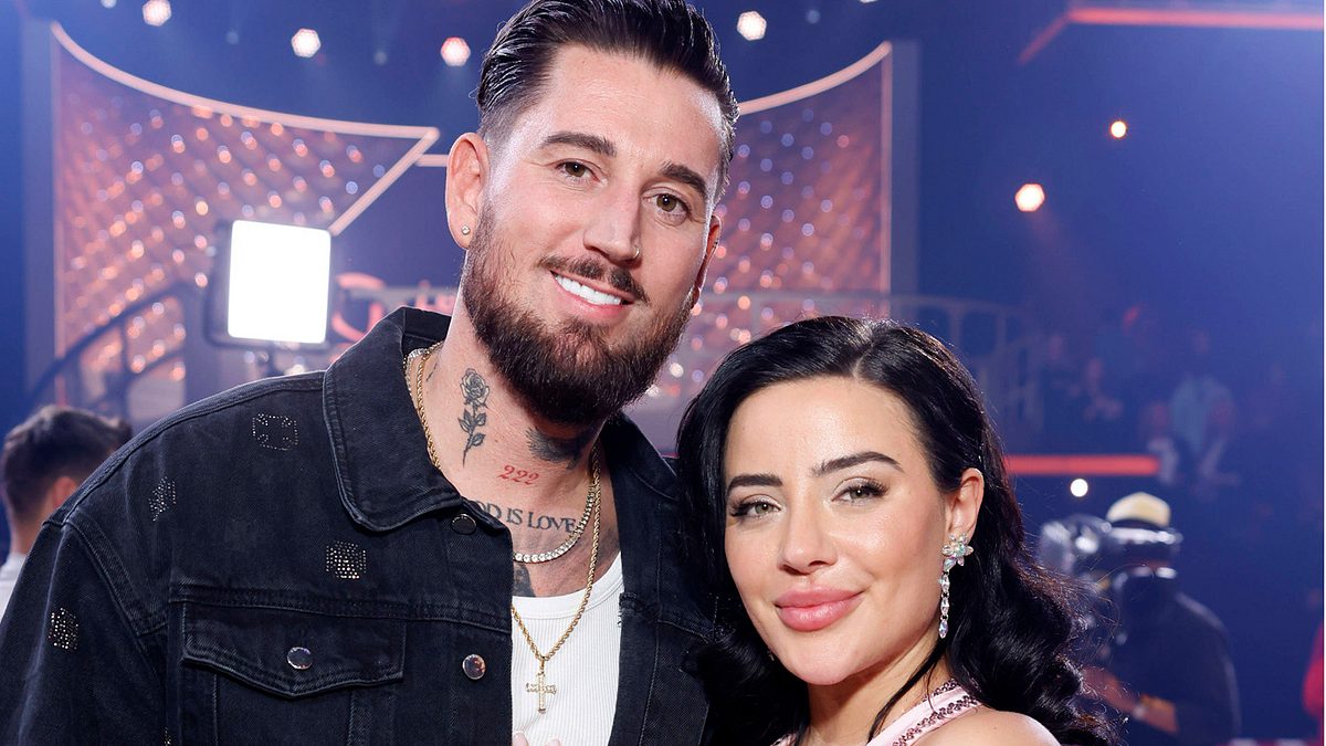 Leyla Lahouar & Mike Heiter heiraten Leyla Lahouar & Mike Heiter heiraten – aber ohne ihre Let's Dance-Kollegen.