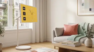 Mobiler Fernseher LG StanbyME 2 Max im Wohnzimmer - Foto: LG / PR
