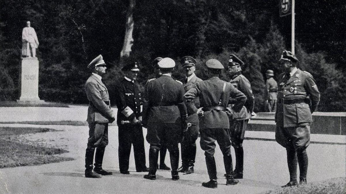 Operation Sichelschnitt - Hitlers Überfall auf Frankreich Operation Sichelschnitt - Hitlers Überfall auf Frankreich