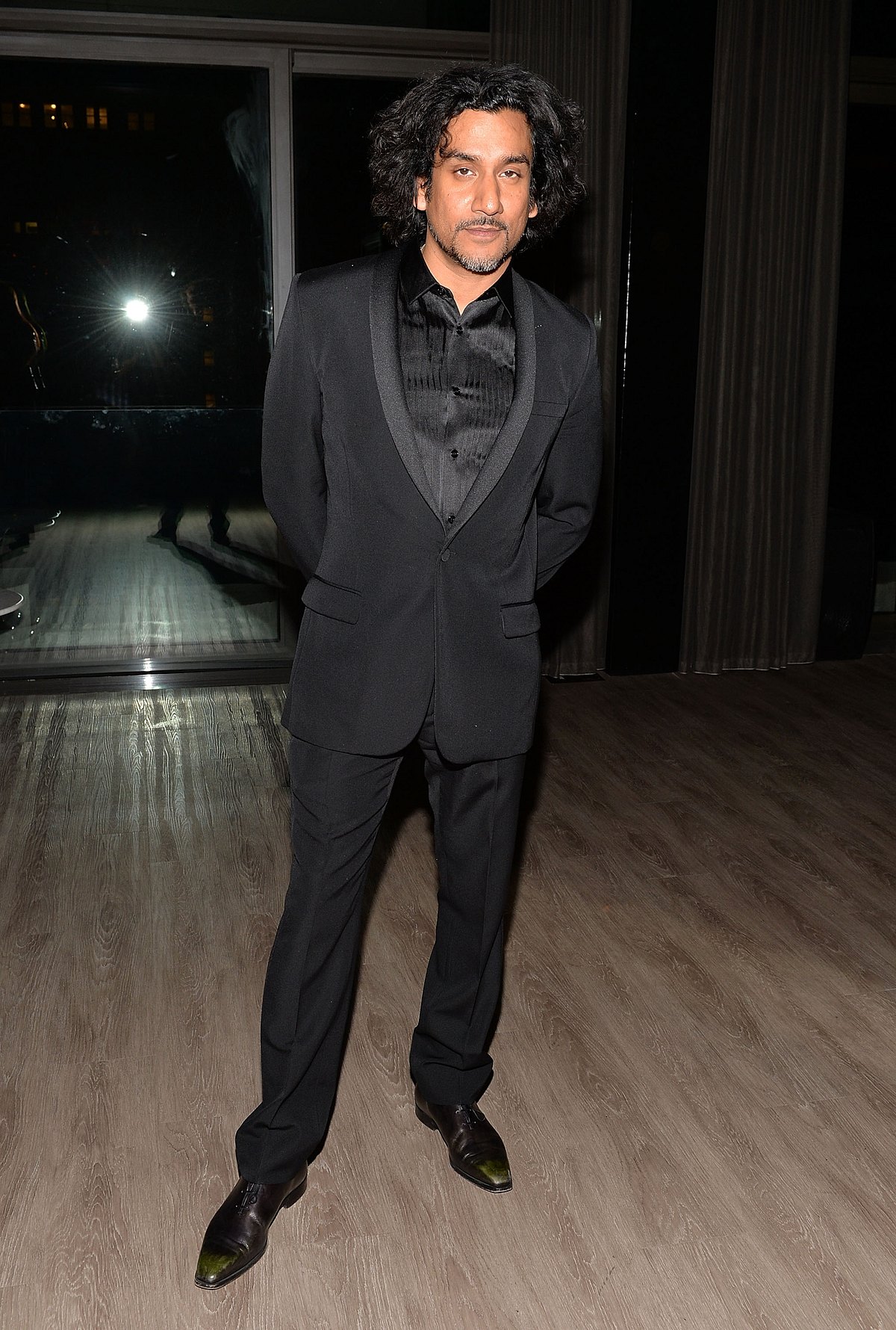 Naveen Andrews