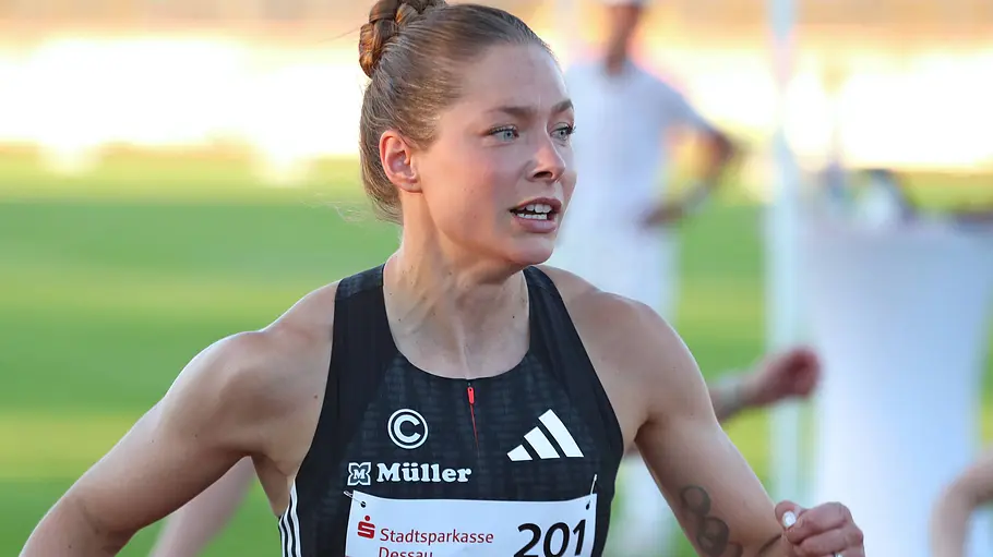Ist bei den Finals dabei: Leichathletin Gina Lückenkemper. Gina Lückenkemper bei einem Lauf.