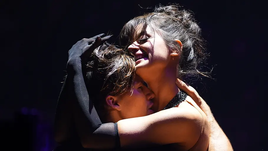 Joel Mattli und Malika Dzumaev Malika Dzumaev (35) und Joel Mattli (32) bei Let's Dance