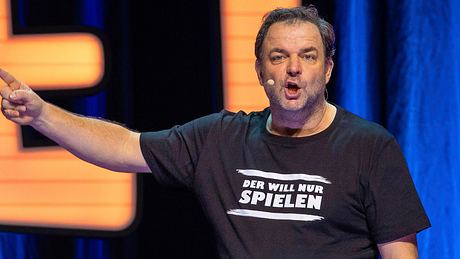 Martin Rütter schimpft über Luke Mockridge - Foto: IMAGO / Future Image