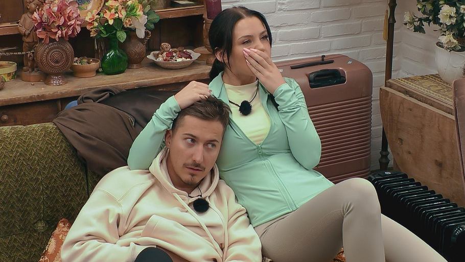 Marvin Kleinen und Jennifer Degenhart im Sommerhaus