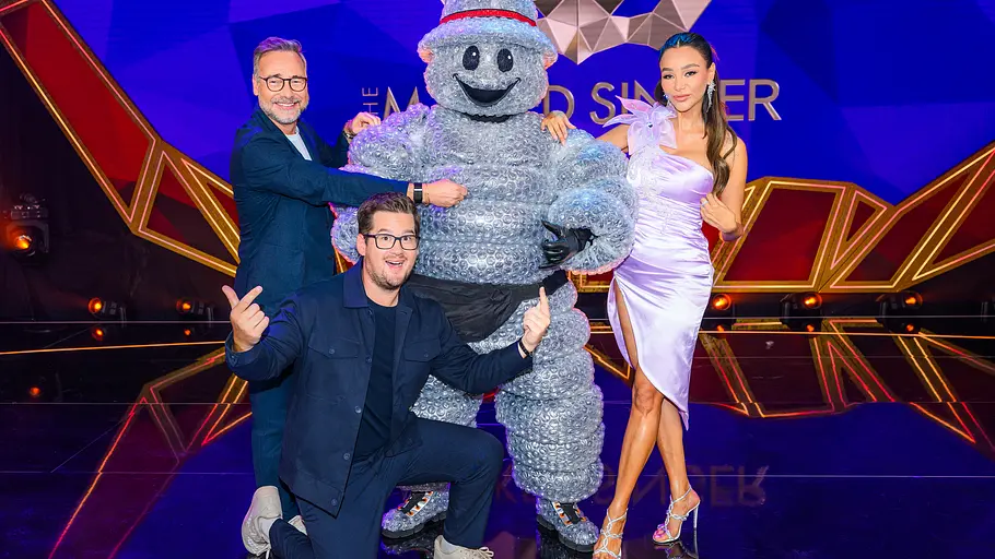 Bubble ist eine der neuen Masken in Staffel 13. Bubble mit Matthias Opdenhövel, Chris Tall und Verona Pooth.