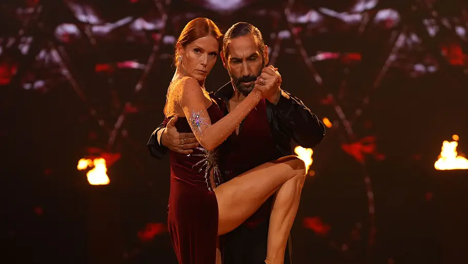 Massimo Sinató tanzt mit Esther Schweins in der fünften Show von Let's Dance
