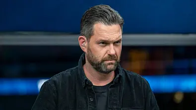 Matthias Killing bei der Moderation der Eishockey-WM. - Foto: IMAGO / Pius Koller