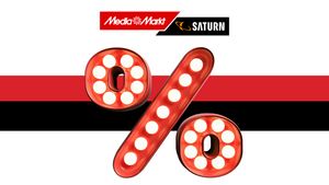 Ein Prozent-Symbol ist vor einem rot-schwarzen Rechteck zu sehen, darüber ist das Logo von MediaMarkt und Saturn. - Foto: TVMovie/Canva