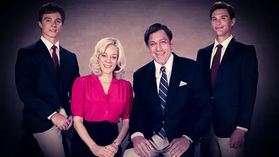 Die neue Serie von Ryan Murphy dreht sich um die Menendez-Brüder. - Foto: Netflix