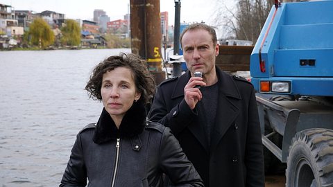Das Ermittlerteam aus „Tatort: Das Mädchen, das allein nach Haus geht“. - Foto: © rbb/ARD/Hans Joachim Pfeiffer