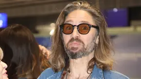 Gil Ofarim am Flughafen nach seiner Rückkehr aus dem Dschungel. - Foto: IMAGO / Matthias Wehnert Gil Ofarim am Flughafen nach seiner Rückkehr aus dem Dschungel. - Foto: IMAGO / Matthias Wehnert