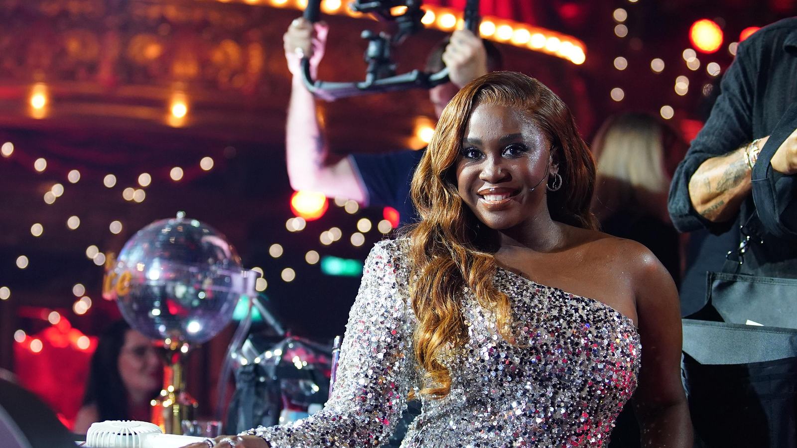 "Let's Dance": Chính thức! Motsi Mabuse đã bị thay thế