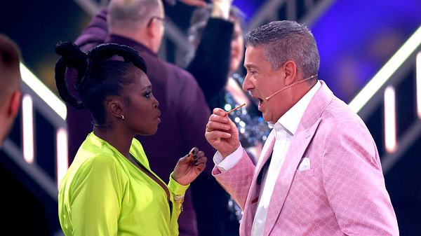 Motsi Mabuse und Joachim Llambi – sie will ihn loswerden - Foto:  IMAGO / Future Image