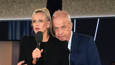 Barbara Schoeneberger und Hubertus Meyer Burckhardt bei der NDR Talk Show - Foto: IMAGO / APress
