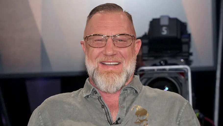 Fabian Zahrt St. Paulis bekanntester Koberer Fabian Zahrt Rotlicht Experte zu Gast in der NDR Talkshow unter dem Motto 400 Jahre Reeperbahn Spezial aus dem NDR 3 Studio am Freitag 21.AUGUST 2026 in Hamburg