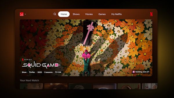 Die Netflix-Startseite in neuer Optik. „Squid Game“ nimmt als Serienvorschlag den größten Teil des Bildes ein. - Foto: Netflix