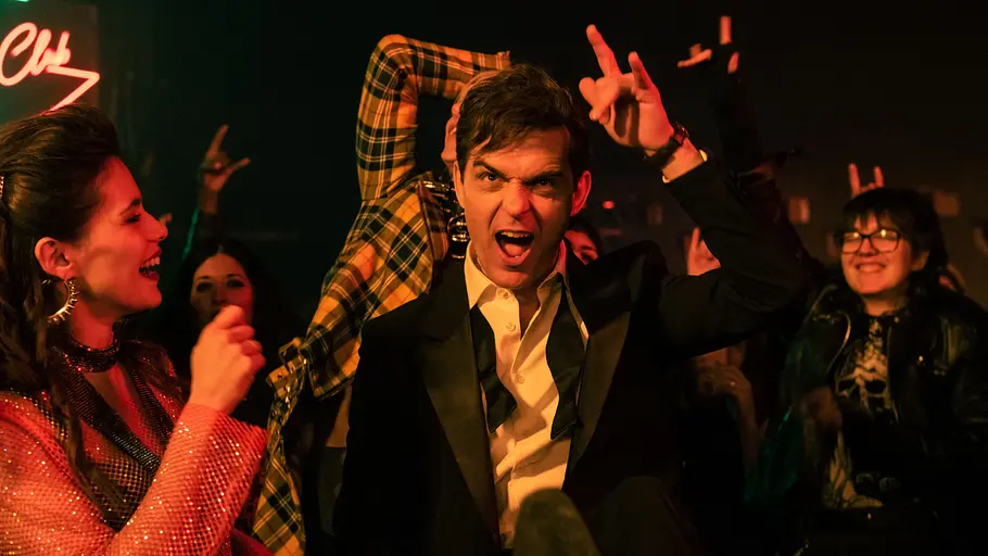 Szene aus der Netflix-Miniserie „Berlin und die Dame mit dem Hermelin“