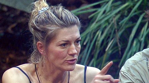 Nina Bott attackiert - Foto: RTL