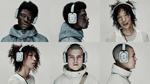 Drei verschiedene Personen tragen die Nothing Headphone (1) zur Show. - Foto: © Nothing Tech