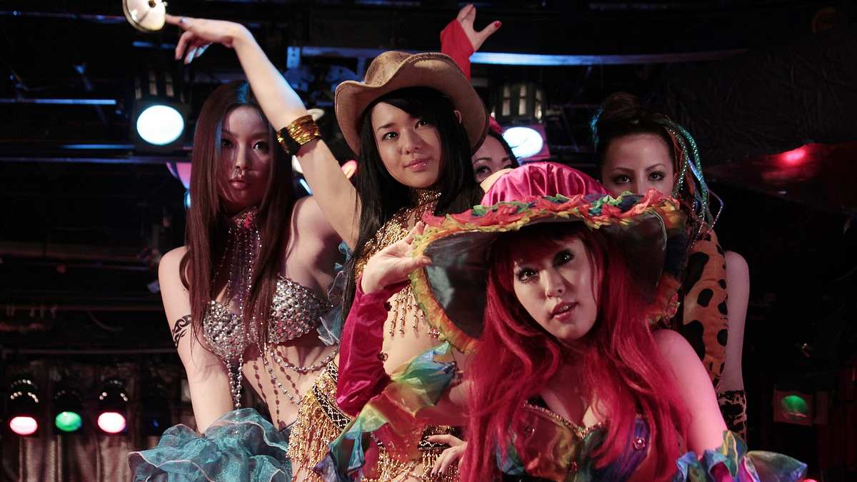 Big Tits Zombies - Boobs to die for Big Tits Zombies - Boobs to die for