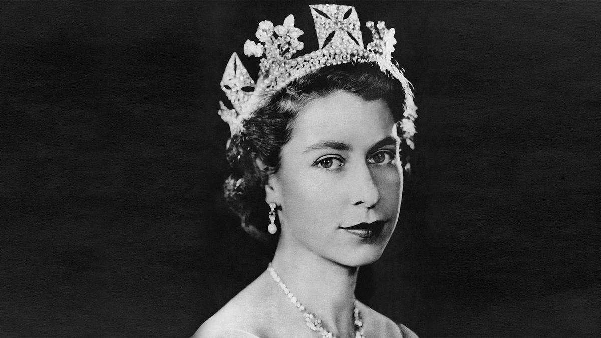The Queen and the Coup The Queen and the Coup