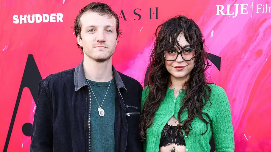 „Off Campus“-Star Mika Abdalla und Jake Short getrennt Mika Abdalla und Jake Short bei einem Event