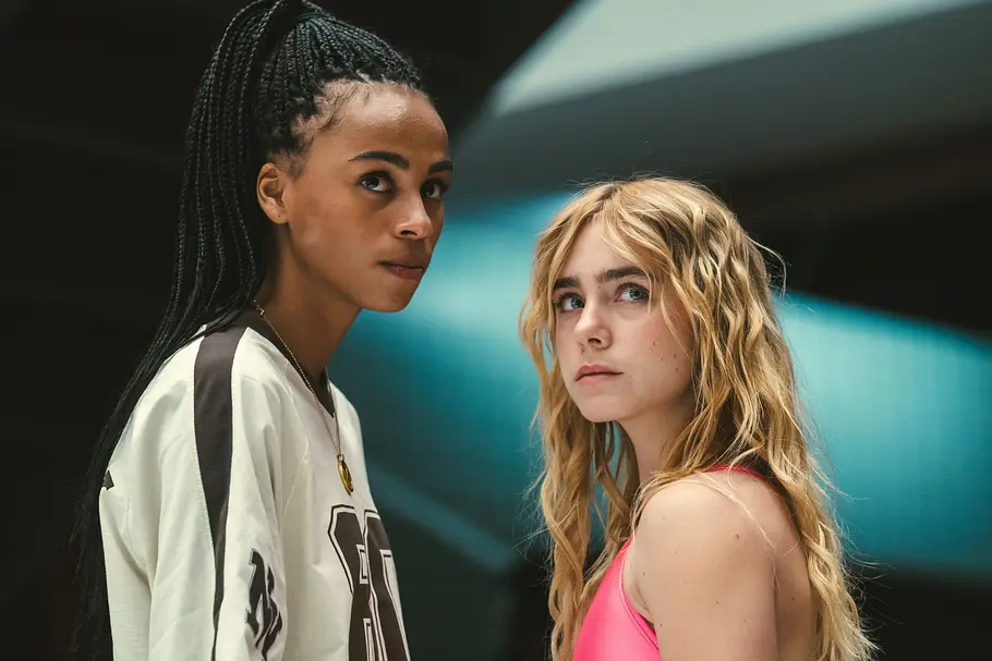 Olympo Netflix Olympo Hauptdarstellerinnen Clara Galle und María Romanillos
