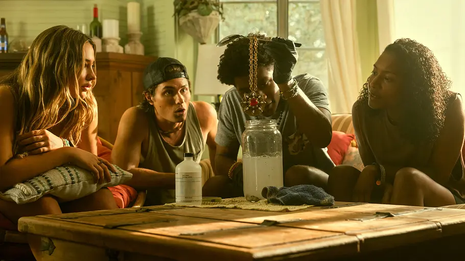 „Outer Banks“ Staffel 4 Die Pogues hatten zwischenzeitlich das Amulett.
