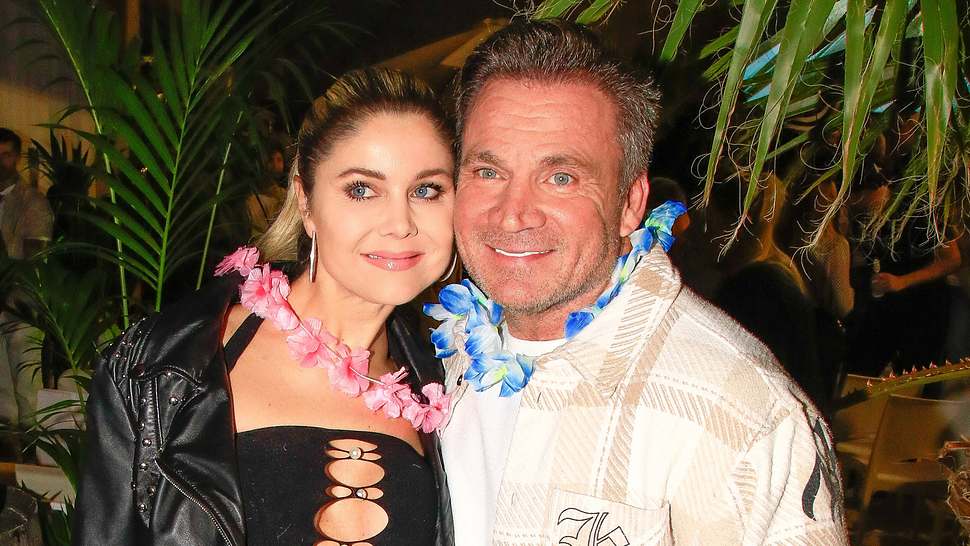 Peter Klein und Yvonne Woelke führen eine Fernbeziehung. - Foto: IMAGO / pictureteam