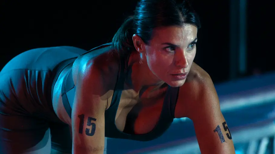 Elisabetta Canalis (48) als Kandidatin bei Physical 100: Italy Elisabetta Canalis (48) als Kandidatin bei Physical 100: Italy.