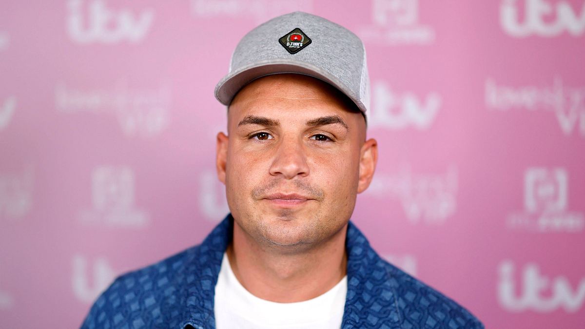 Sänger Pietro Lombardi bei der Premiere der neuen Staffel der Dating-Show Love Island VIP im Cinenova Kino