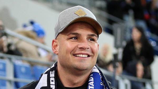 Pietro Lombardi beim Fußball - Foto: IMAGO / Jan Huebner