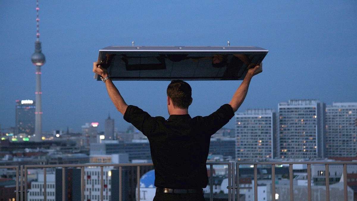 Free Rainer - Dein Fernseher lügt Free Rainer - Dein Fernseher lügt