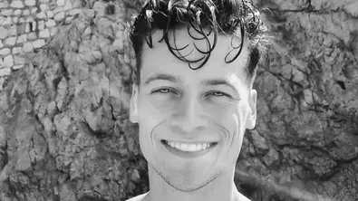 Reality-Star Mano Machinek ist im Alter von 37 Jahren bei einem Autounfall in Italien ums Leben gekommen - Foto: Instagram/Mano Machinek Reality-Star Mano Machinek ist im Alter von 37 Jahren bei einem Autounfall in Italien ums Leben gekommen - Foto: Instagram/Mano Machinek