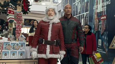 Red One: J.K. Simmons und Dwayne Johnson - Foto: Warner Bros.