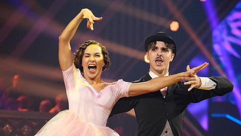 Renata Lusin und Alexandru Ionel tanzen bei der „Lets Dance“-Profi-Challenge. Dort sprechen sie auch über Familienplanung - Foto: RTL / Stefan Gregorowius