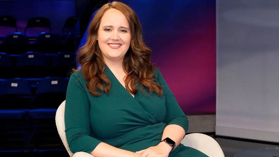 Ricarda Lang glücklich bei der ARD-Takshow.