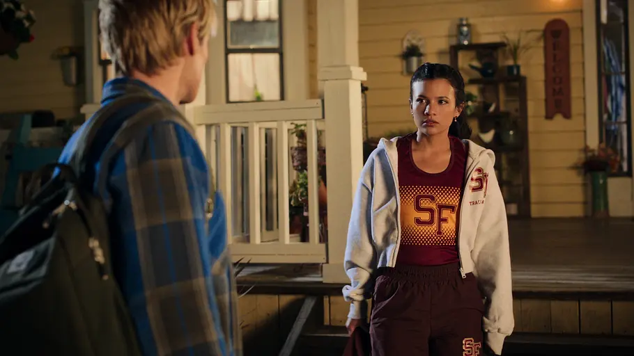 Romantische Jackie- und Cole-Moment aus „Ich und die Walter Boys“.