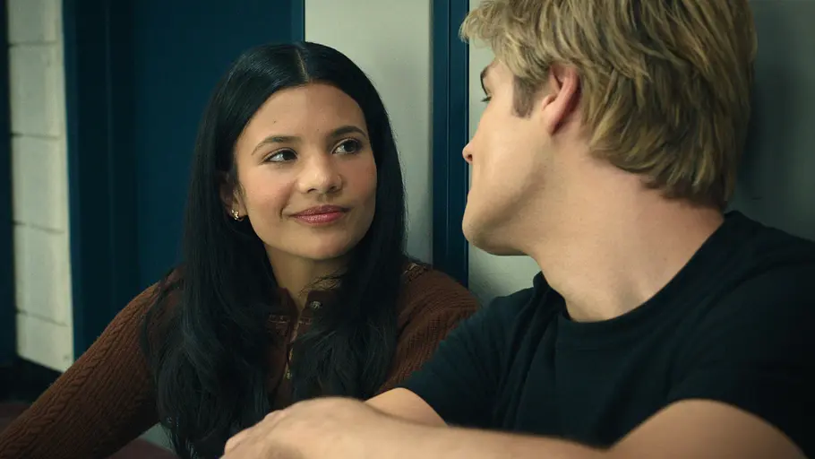 Romantische Jackie- und Cole-Moment aus „Ich und die Walter Boys“.