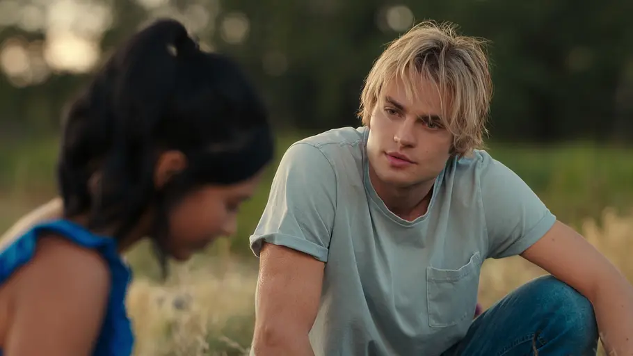 Jackie- und Cole-Momente aus „Ich und die Walter Boys“ Romantische Jackie- und Cole-Moment aus „Ich und die Walter Boys“.
