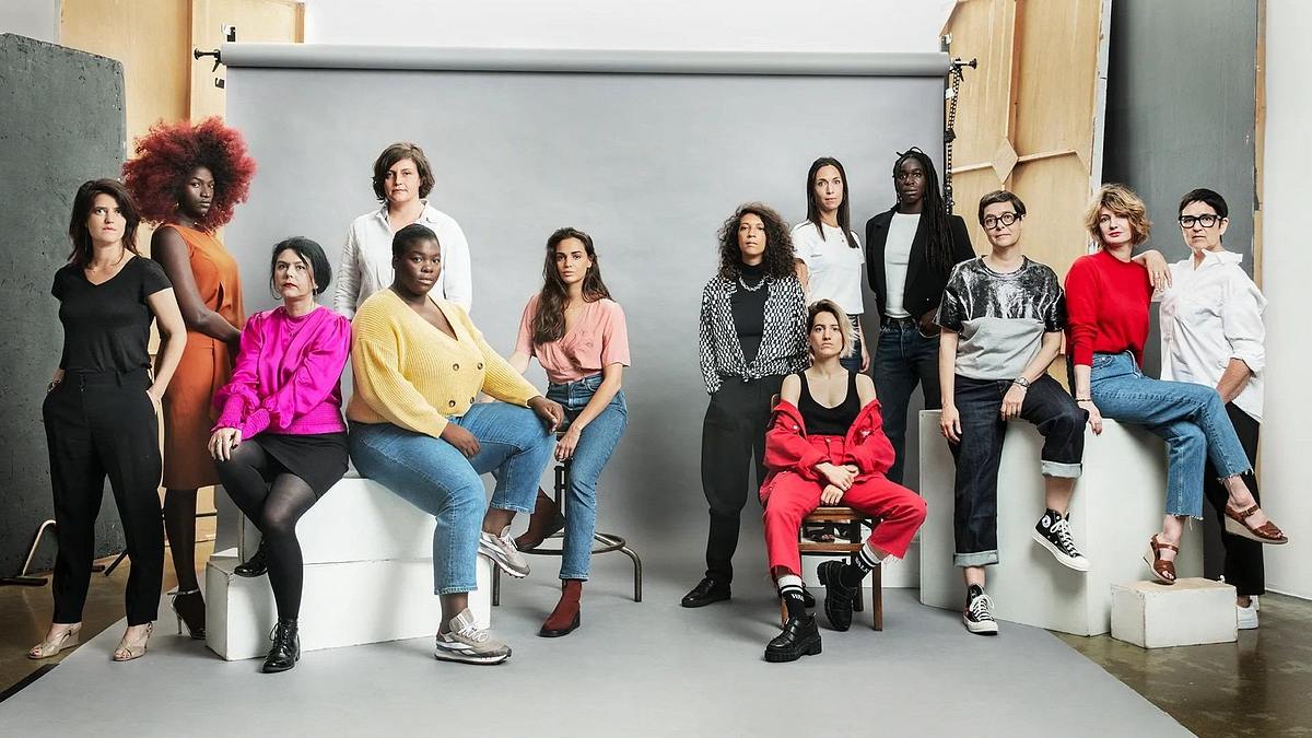 H24 - 24 Frauen, 24 Geschichten H24 - 24 Frauen, 24 Geschichten