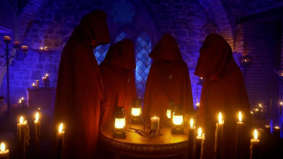 Die vier Verräter aus der gleichnamigen RTL-Show: Jetzt ist klar, es kommt Staffel 4