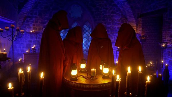 Die vier Verräter aus der gleichnamigen RTL-Show: Jetzt ist klar, es kommt Staffel 4 - Foto: RTL